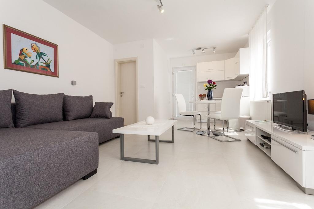 Beach Apartments Rafael Zadar Zimmer foto