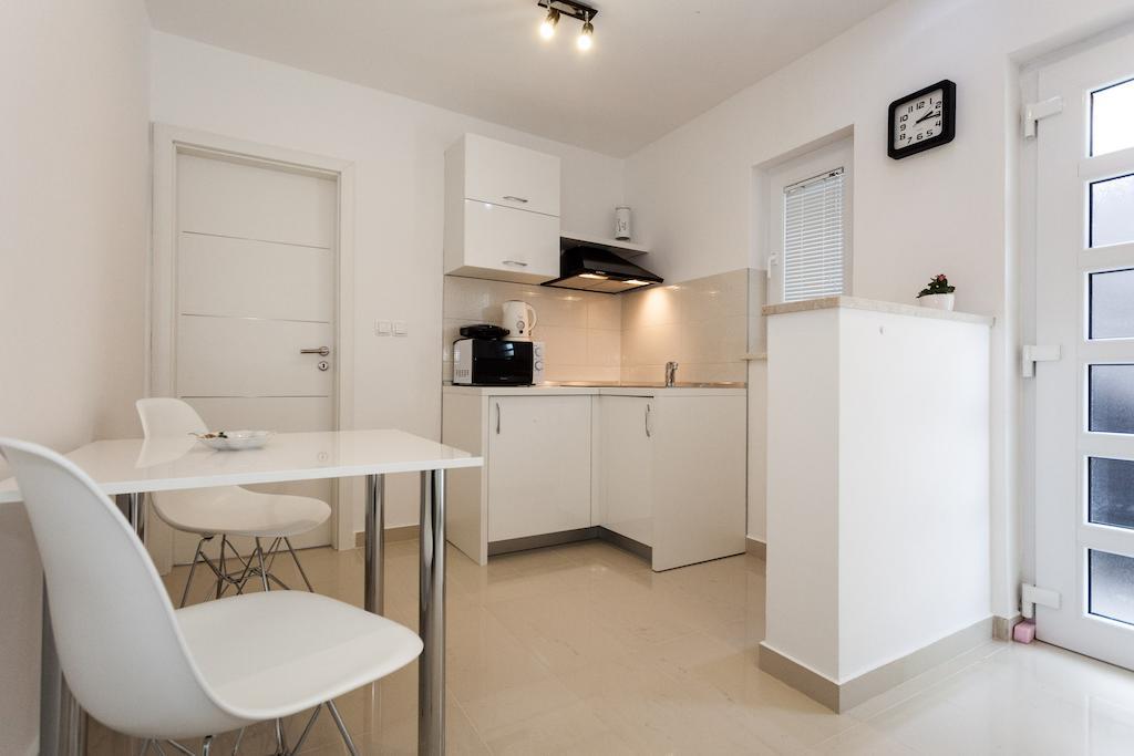 Beach Apartments Rafael Zadar Zimmer foto