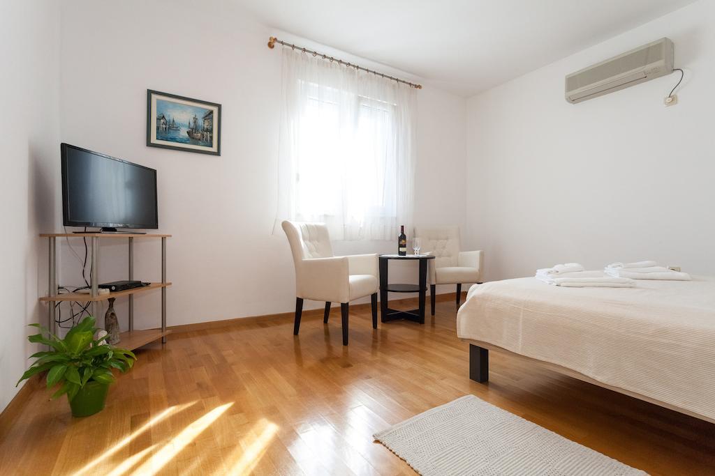 Beach Apartments Rafael Zadar Zimmer foto
